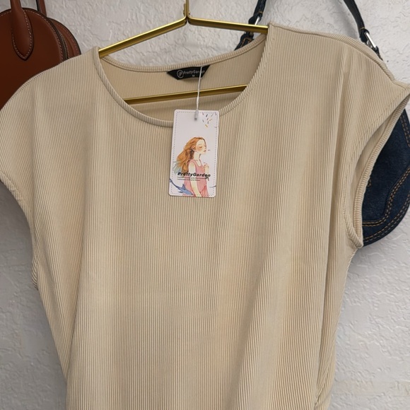 pretty garden  Cream 2 piece set - Picture 11 of 12